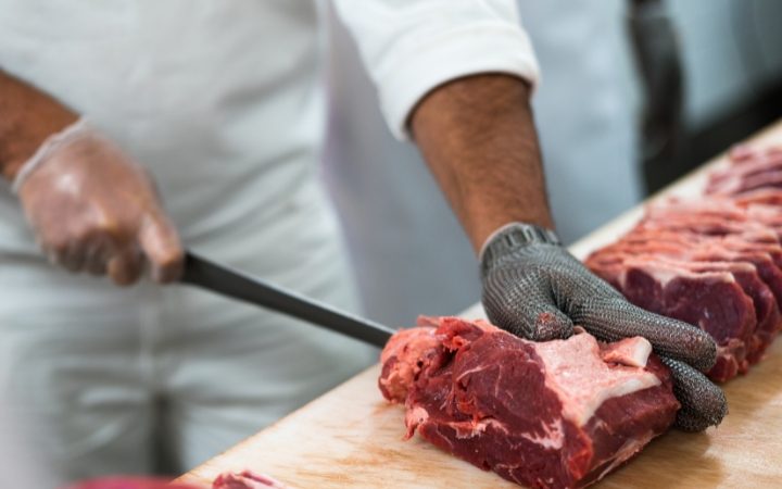 Moradores de Palermo são proibidos de comer carne por causa de incêndio no local